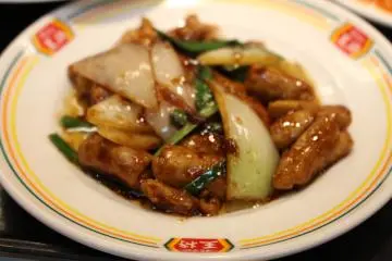 Horumon (beef large intestines) (Photo: Edward Yagisawa Cannell)