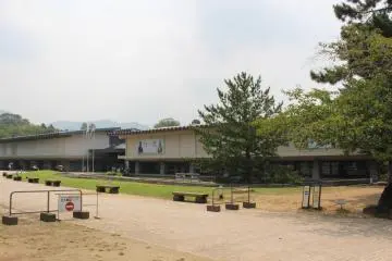 <p>The location of Half Time really can't be seen from the front of the museum</p>