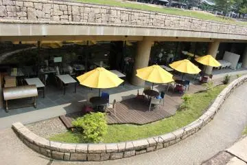 <p>Looking down on the deck</p>