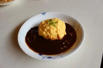 <p>The omrice with beef demi-glace sauce</p>