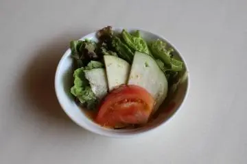 <p>The salad</p>