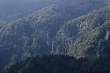<p>The most visible waterfall from Daijakura</p>