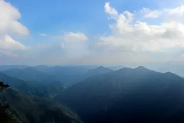 <p>Looking north</p>