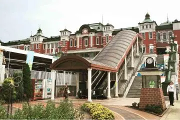 Gallery image