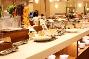 <p>맛있는 음식들이 넘쳐나는&nbsp;</p>
