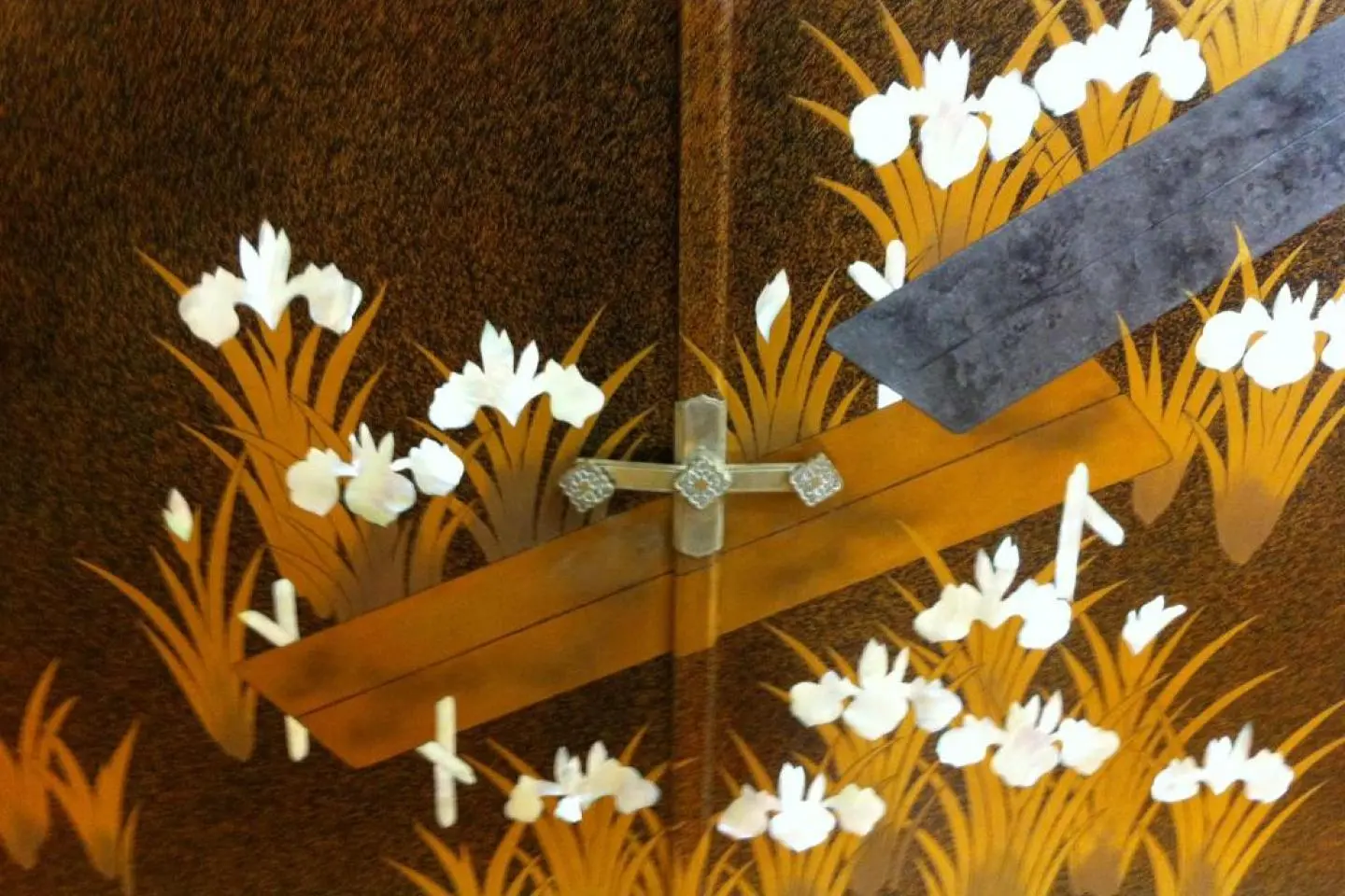 Quest to Find the Modern Day Tansu