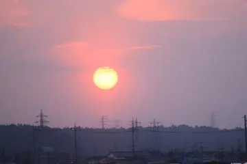 <p>As I head back home, I was able to catch this lovely Choshi sunset from the train.</p>