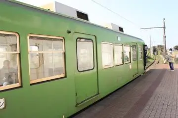 <p>The Choshi Electric Railway train, which runs from Choshi station to Tokawa station. Inuboh station is located just before Tokawa, if coming from Choshi station.</p>