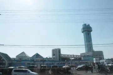<p>The bus going to Inubosaki Lighthouse will usually pass by Choshi Port Tower.</p>