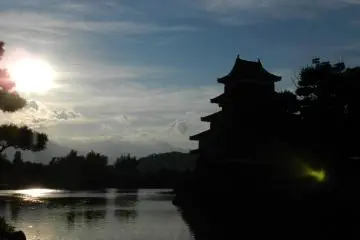 <p>Sun starting to sink lower over Matsumoto</p>