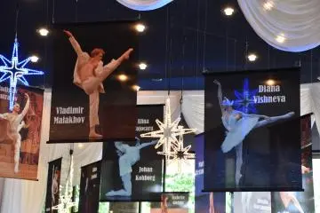 Many dancing stars from all over the world joined the 14th World Ballet Festival in Tokyo (left: Vladimir Malakhov, the former artistic director of Berlin State Ballet, right: Diana Vishneva, a principal dancer of Mariinsky Ballet).