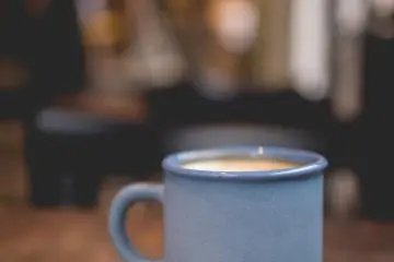 <p>Warm and calm atmosphere for a latte</p>