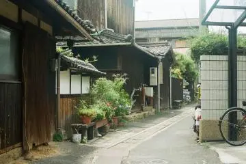<p>나오시마 골목</p>