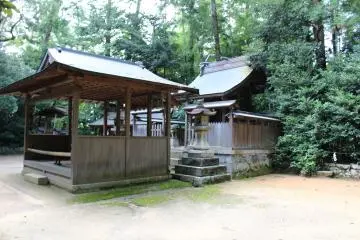 <p>The main memorials at the back of the shrine</p>