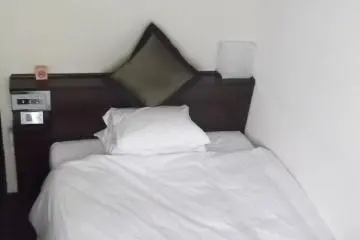 <p>My bed</p>