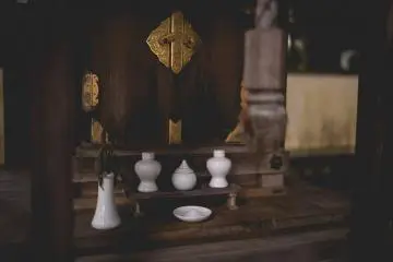<p>Small shrine</p>