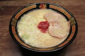 <p>Classic Tonkotsu ramen</p>