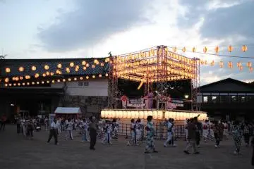 Gallery image
