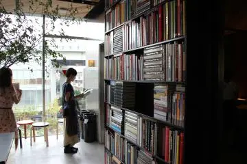 Gallery image
