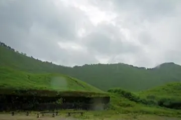 <p>Rain prevented me from adventuring further than the area immediately around the aid station</p>