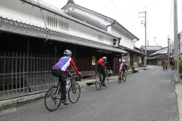 <p>The historic district of old town Uda City is a hi-light of the tour</p>