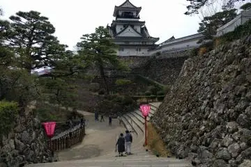 Kochi Castle (Photo: <a href="https://www.flickr.com/photos/129661249" target="_blank" rel="noreferrer noopener nofollow">x768</a> / <a href="https://creativecommons.org/licenses/by-sa/2.0/" target="_blank" rel="noreferrer noopener nofollow">CC BY-SA 2.0</a>)