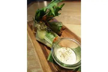<p>Pork and pineapple summer rolls</p>