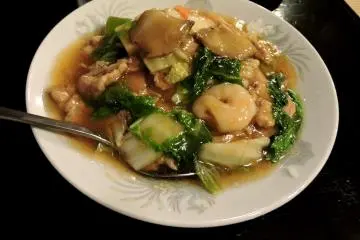 여러 맛의 맛있는 조합