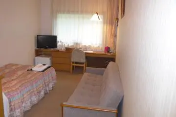 The single room comes with western style furnishing.&nbsp;