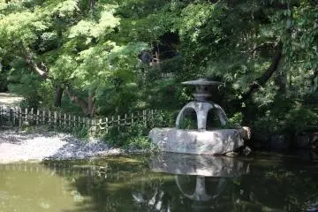 <p>The Japanese tōrō, or traditional stone lantern</p>