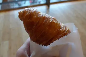 <p>The croissant is quite big for the price.&nbsp;</p>