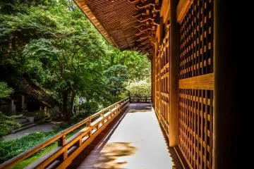<p>Vue sur l'arri&egrave;re du b&acirc;timent Soshi-dō</p>