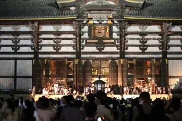 <p>The Buddha Window is open during the festival allowing the Buddha to be viewed from outside the hall. This only happens once or twice a year</p>