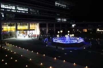 <p>The fountain from above</p>