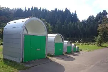 <p>Sheds of all sizes</p>