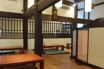 Gallery image