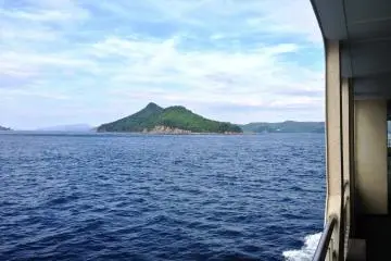 <p>Pass through green islands on the way to Kagoshima Prefecture</p>