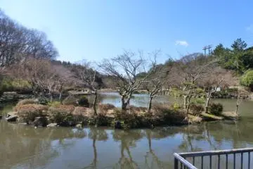 <p>Taman Kamishirane Oike</p>