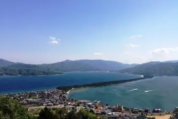 <p>A glorious view of Amanohashidate from Kasamatsu Park</p>