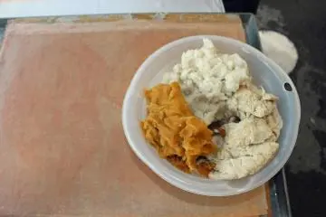 <p>The Yoshino washi pulp's components. The brown pulp on the left is "hinoki" or white cypress bark pulp, the gray pulp on the right is "kozo" or mulberry bark pulp, and the white pulp at the top is commercial filler pulp. The long natural fibers of the Yoshino pulp makes the finished product much more durable than the machine made products one can buy from a store</p>