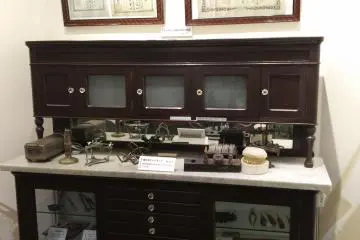 Gallery image
