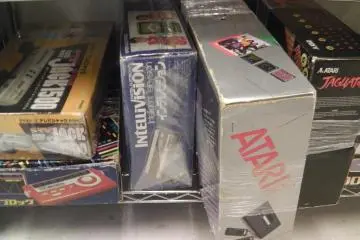 Consolas retro en venta.