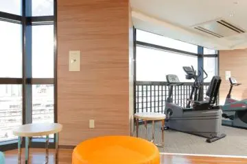 The gym on the 11th floor offers a view over Utsunomiya Station (Photo: <a href="http://www.mystays.com/e/location/utsunomiya/" target="_blank" rel="noreferrer noopener nofollow">HOTEL MYSTAYS Utsunomiya</a>)
