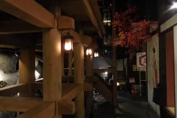 <p>บรรยากาศภายในร้าน</p>