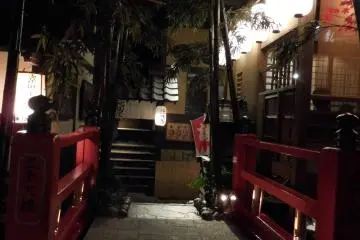 <p>บรรยากาศภายในร้าน</p>