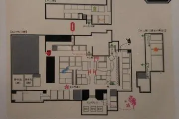 <p>โซนต่างๆในร้าน</p>