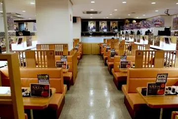 <p>Salah satu gang restoran</p>