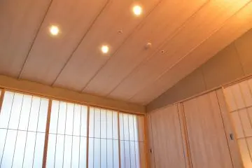 High ceiling of tatami-mat room
