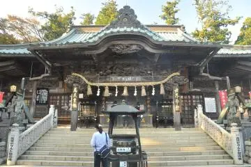 <p>The main prayer hall of Yakuoin</p>