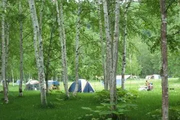 Tents at the Dream Campsite (Photo: <a href="http://www.shiribeshi-i.net/wp-content/uploads/old/akaigawa/2009/06/dscf1041.jpg" target="_blank" rel="noreferrer noopener nofollow">Shiribeshi</a>)